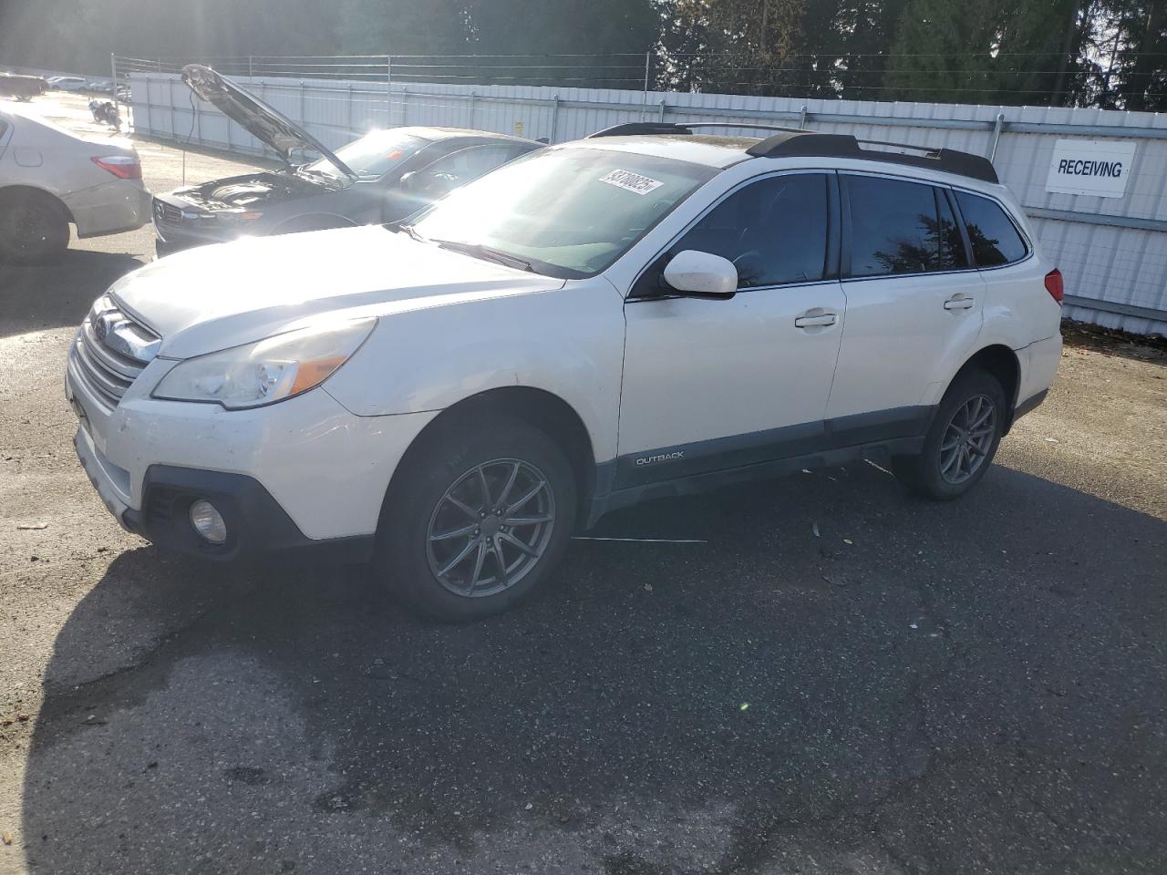 SUBARU OUTBACK 2. 2013