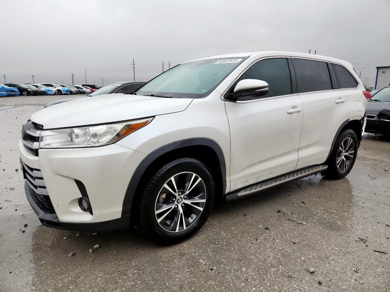 TOYOTA HIGHLANDER 2017