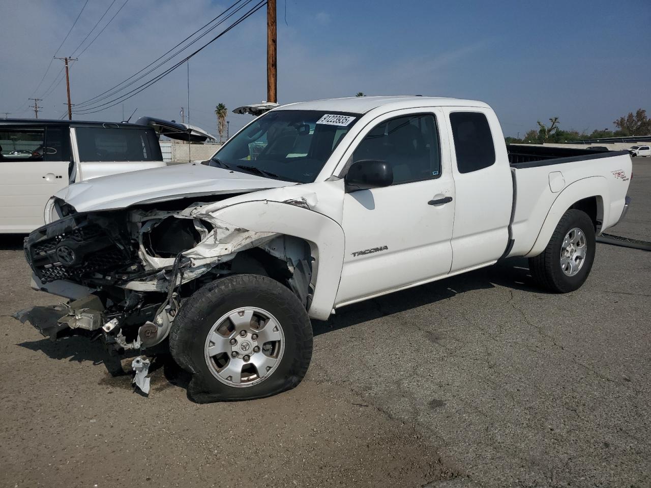 TOYOTA TACOMA 2011