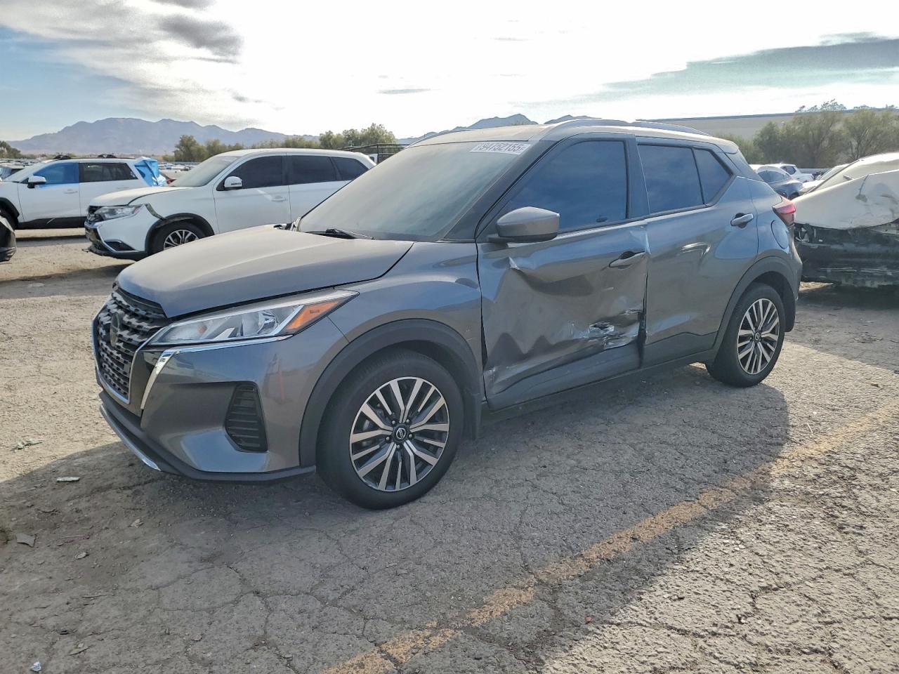 NISSAN KICKS 2021