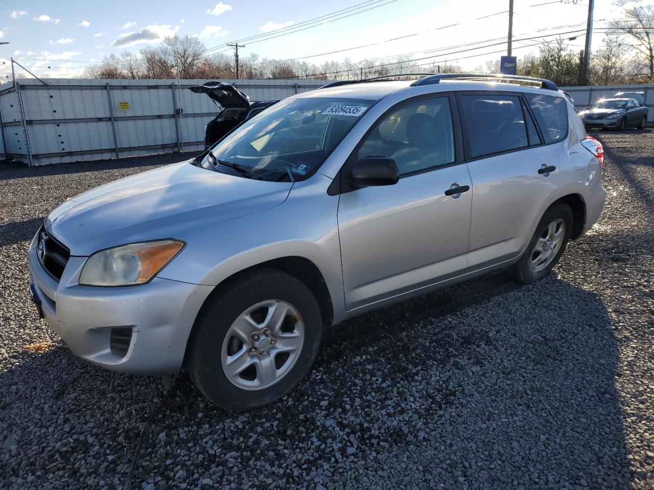 TOYOTA RAV4 2009
