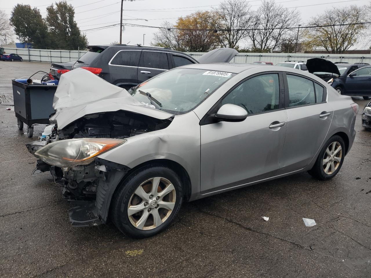 MAZDA 3 2010