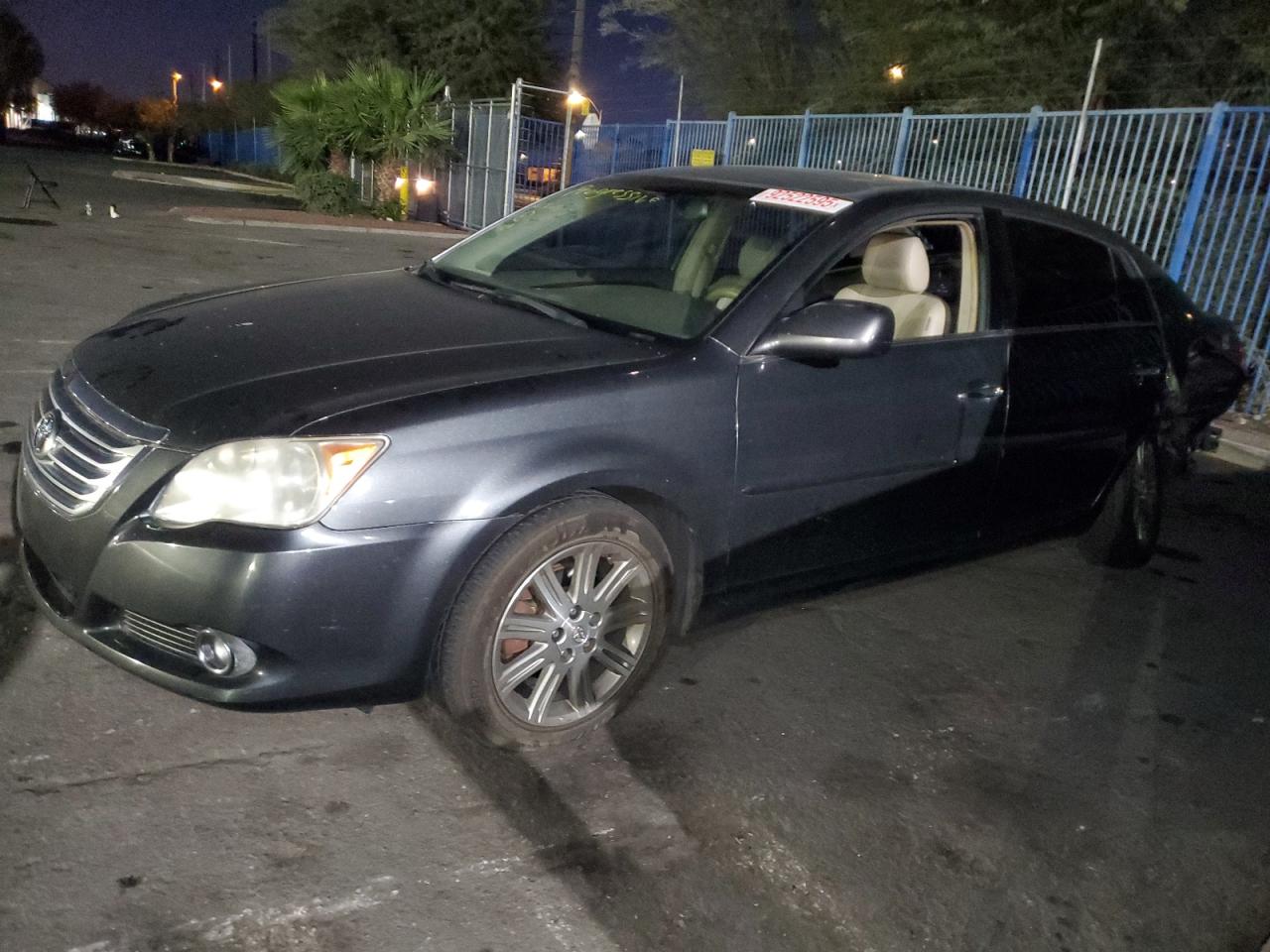 TOYOTA AVALON XL 2008