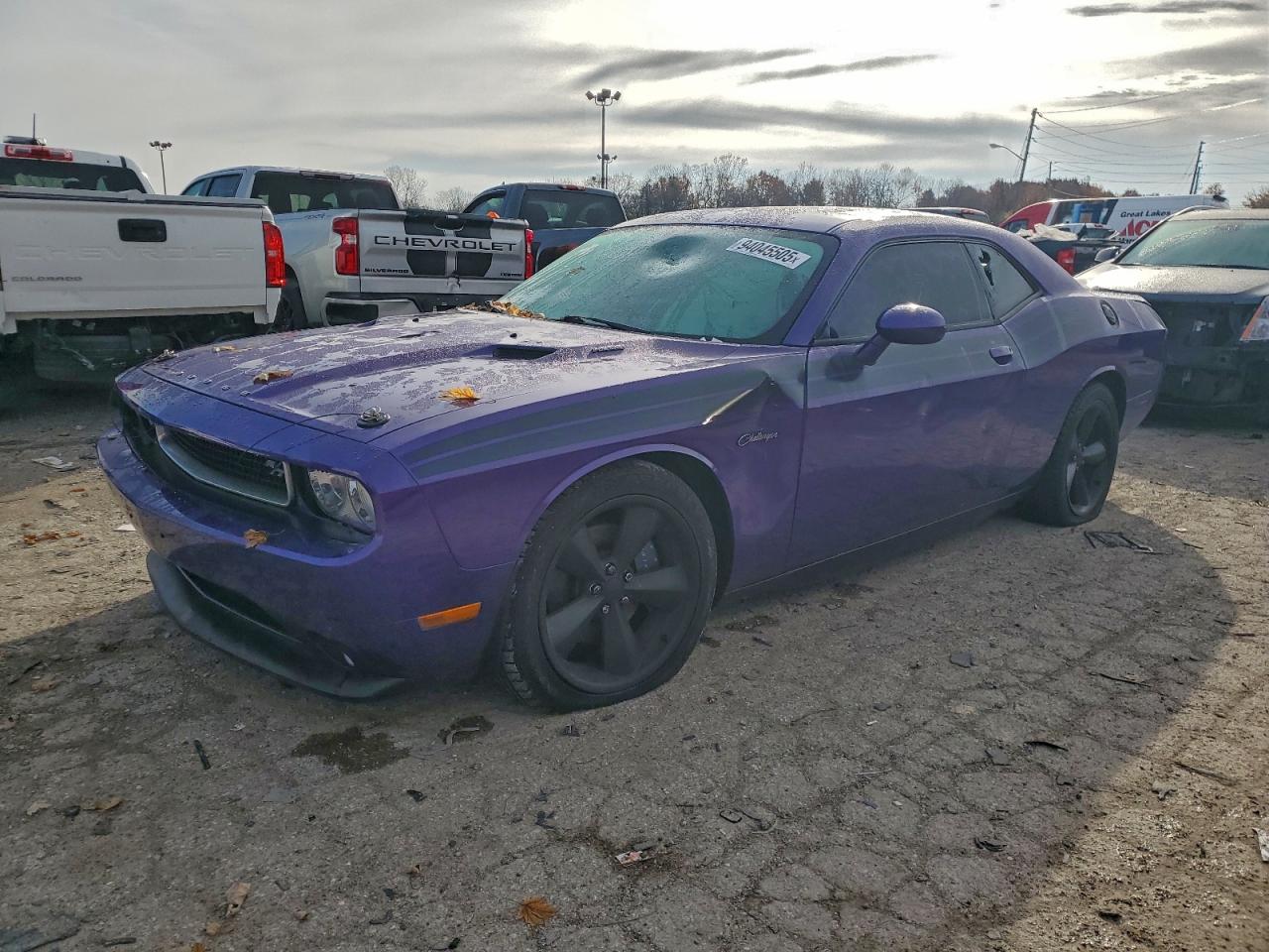 DODGE CHALLENGER 2013