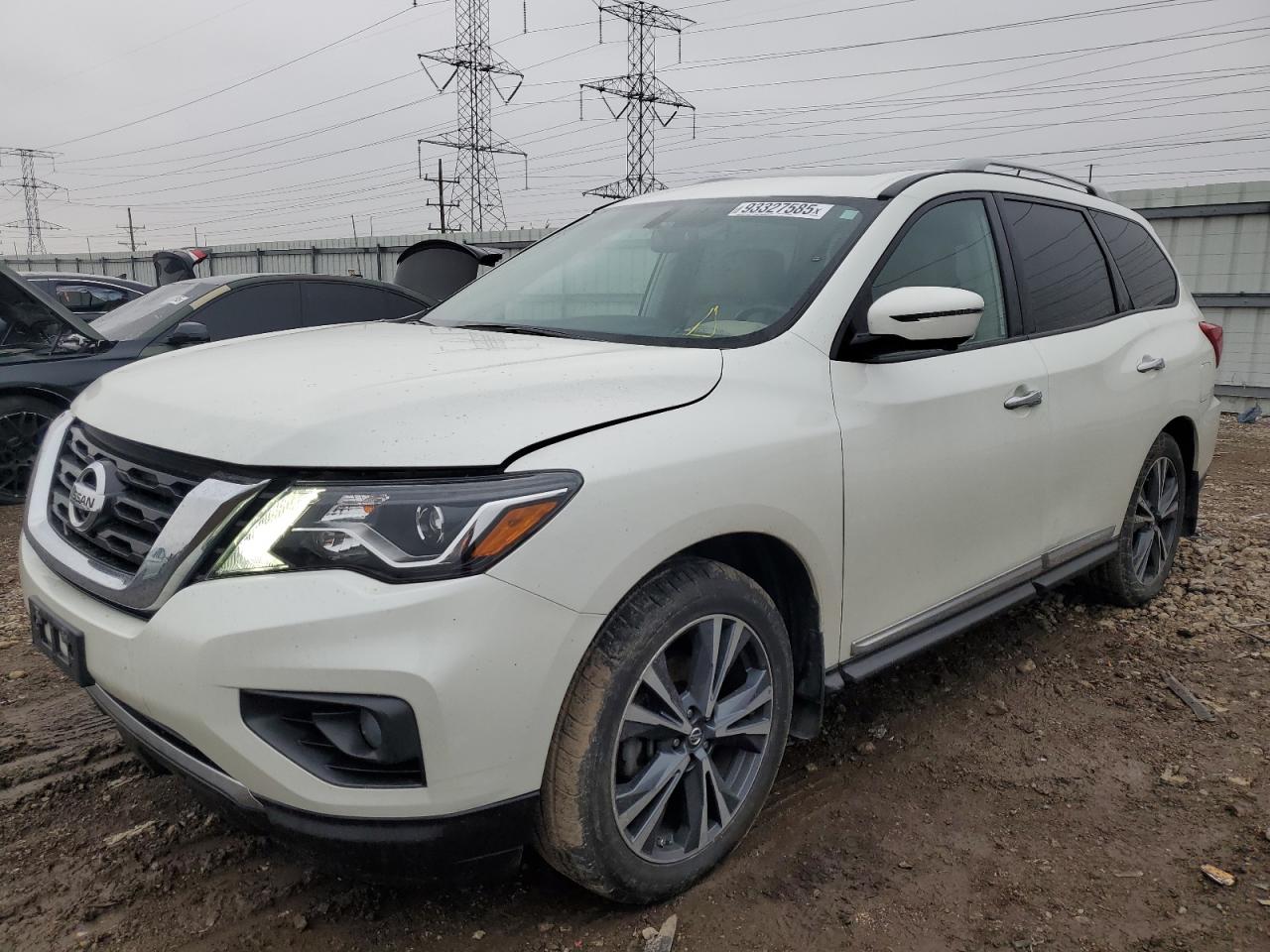 NISSAN PATHFINDER 2017