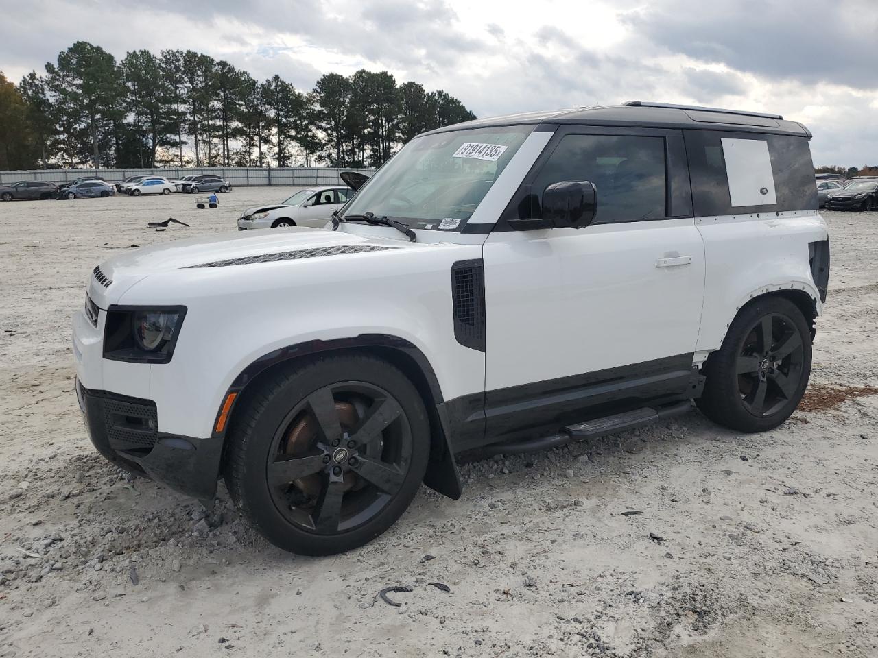 LAND ROVER DEFENDER 2024