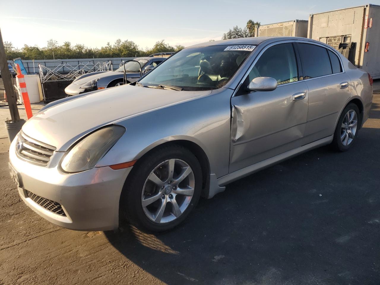 INFINITI G35 2005