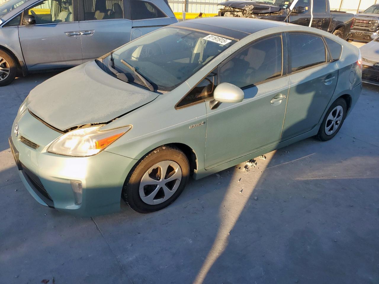 TOYOTA PRIUS 2012