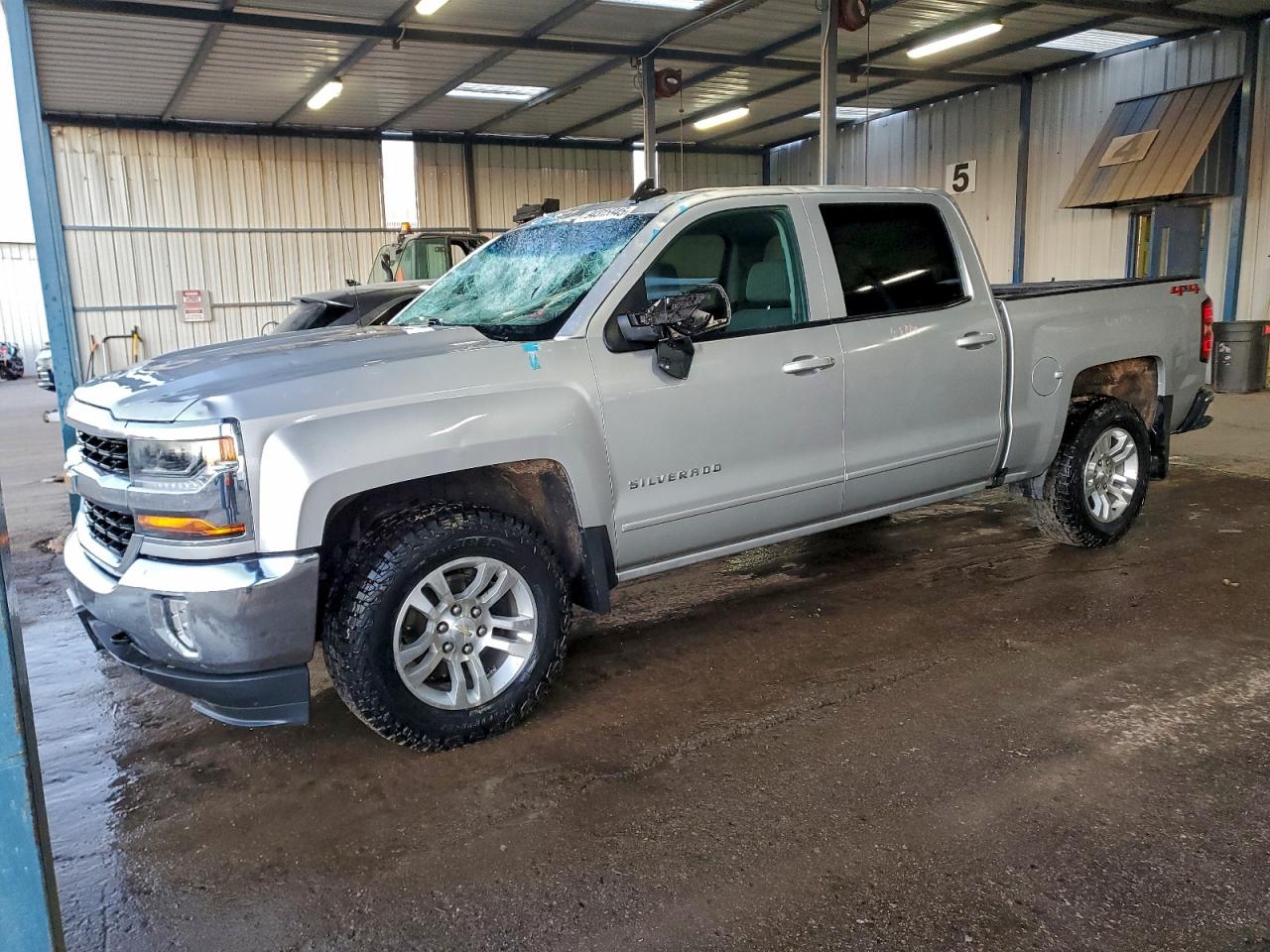 CHEVROLET SILVERADO 2018