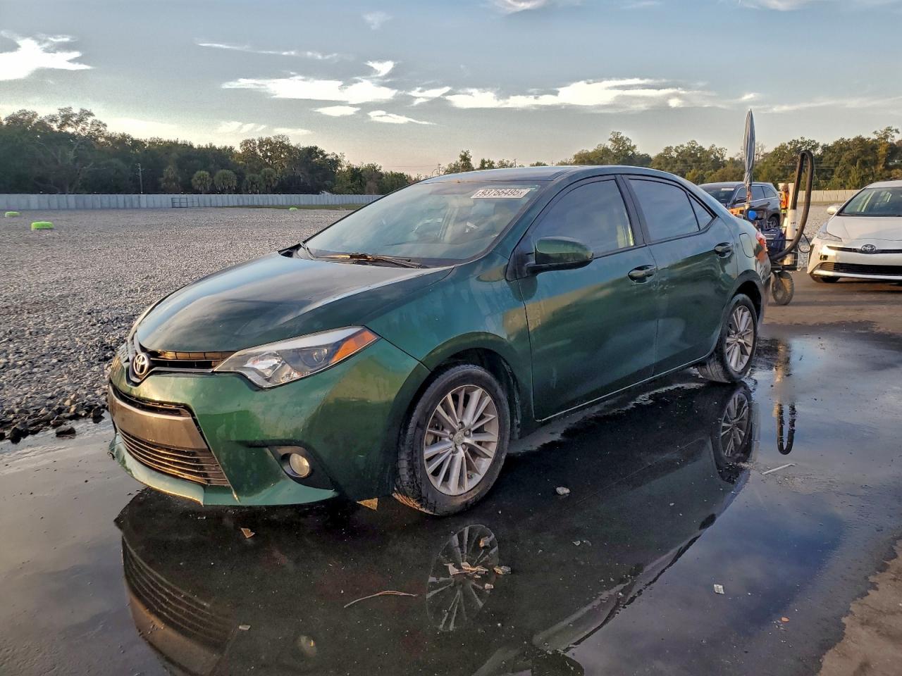 TOYOTA COROLLA 2015