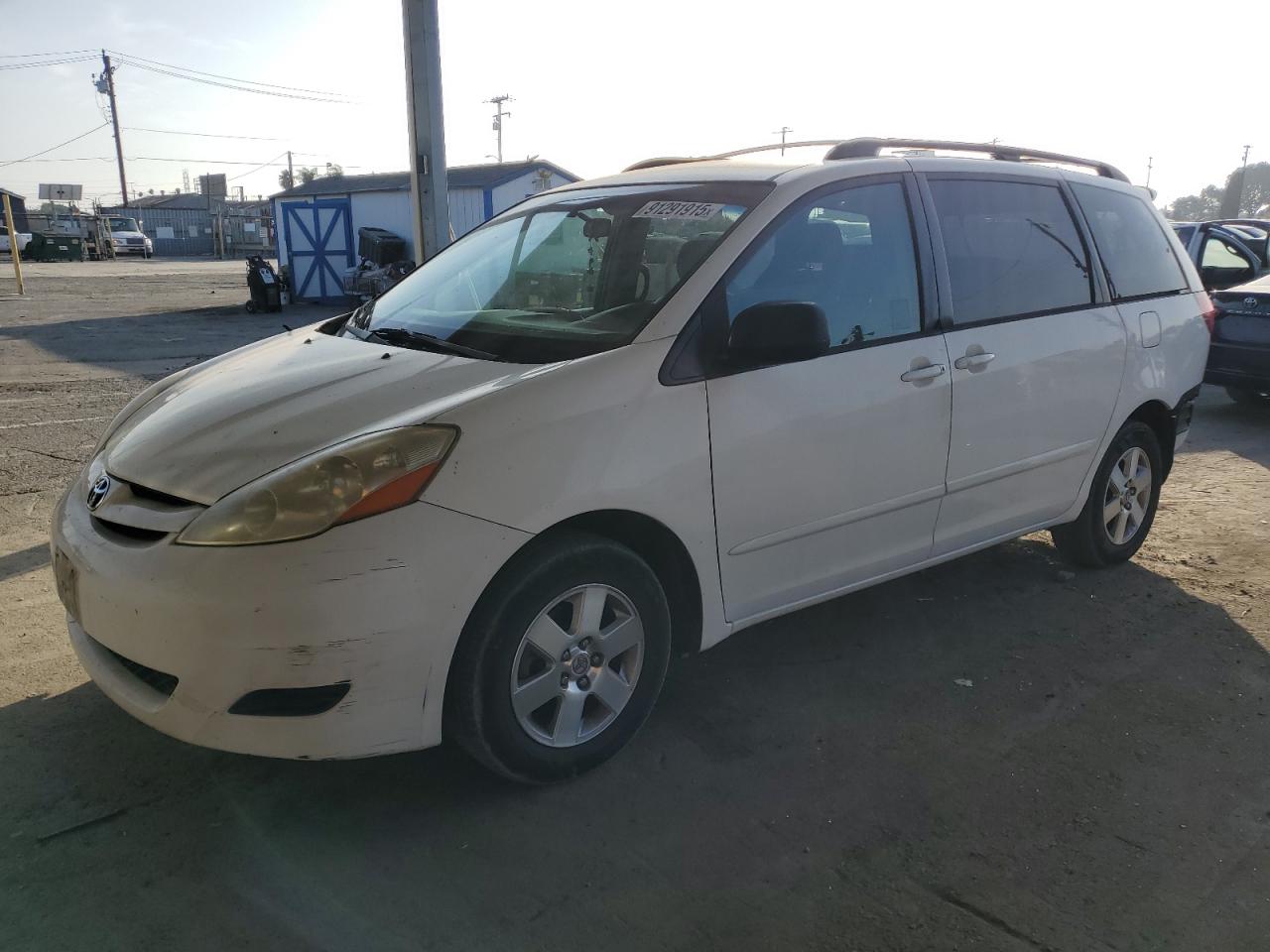 TOYOTA SIENNA CE 2006
