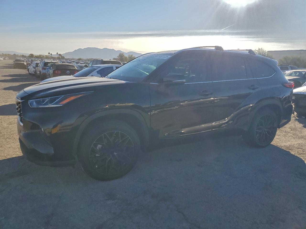 TOYOTA HIGHLANDER HYBRID 2022