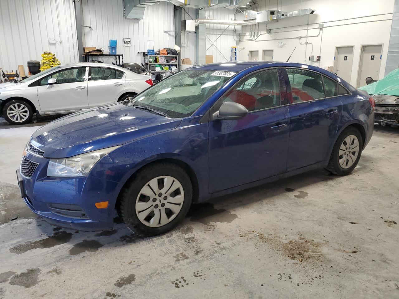 CHEVROLET CRUZE LS 2013