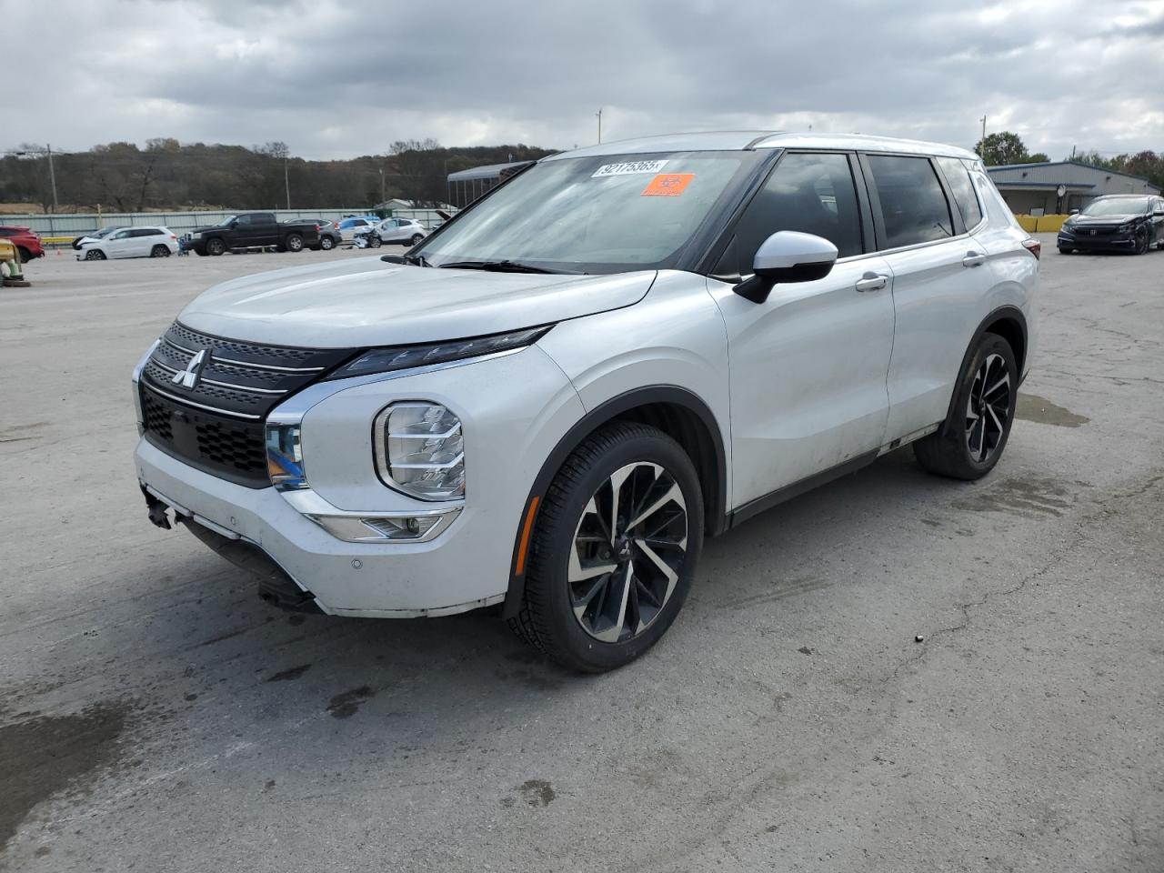 MITSUBISHI OUTLANDER 2022