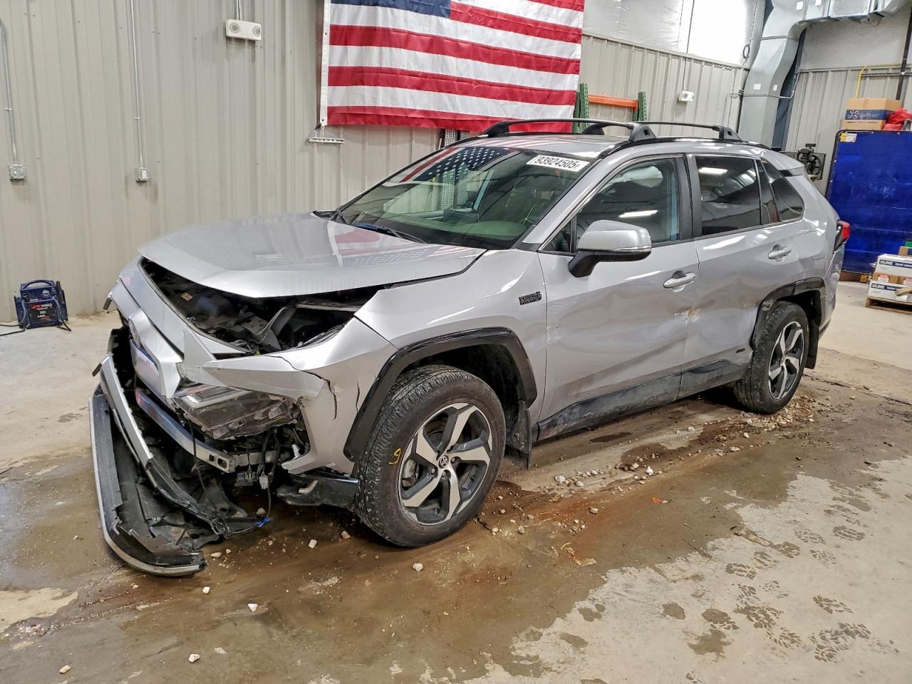 TOYOTA RAV4 PRIME 2024