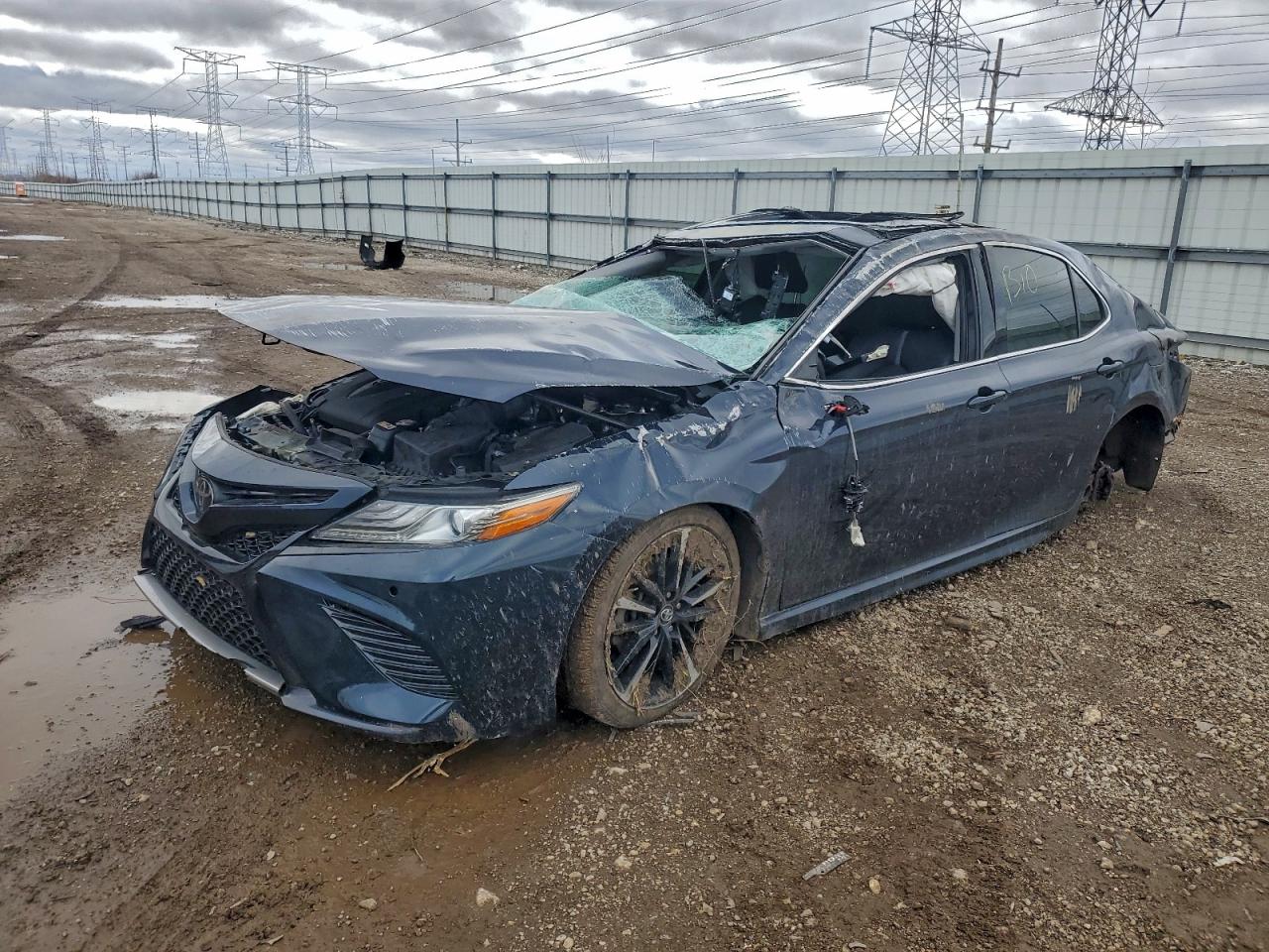 TOYOTA CAMRY 2018