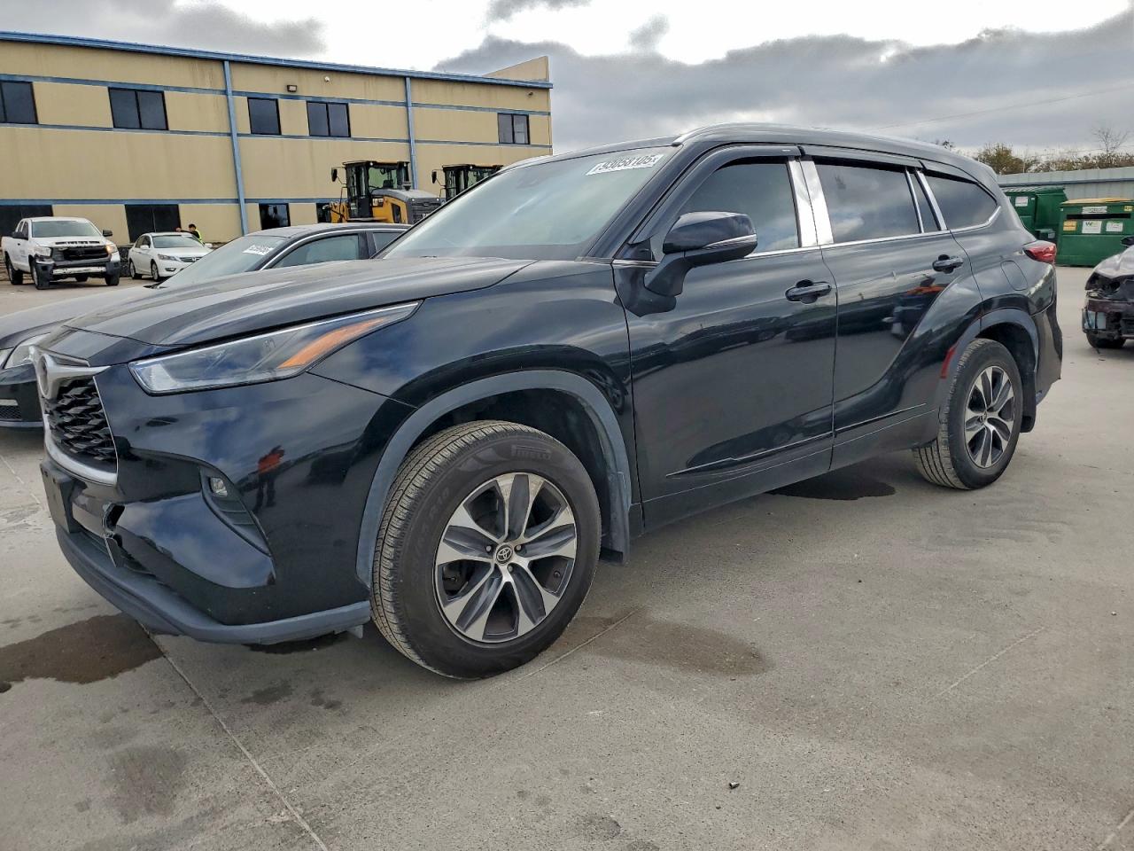 TOYOTA HIGHLANDER 2021