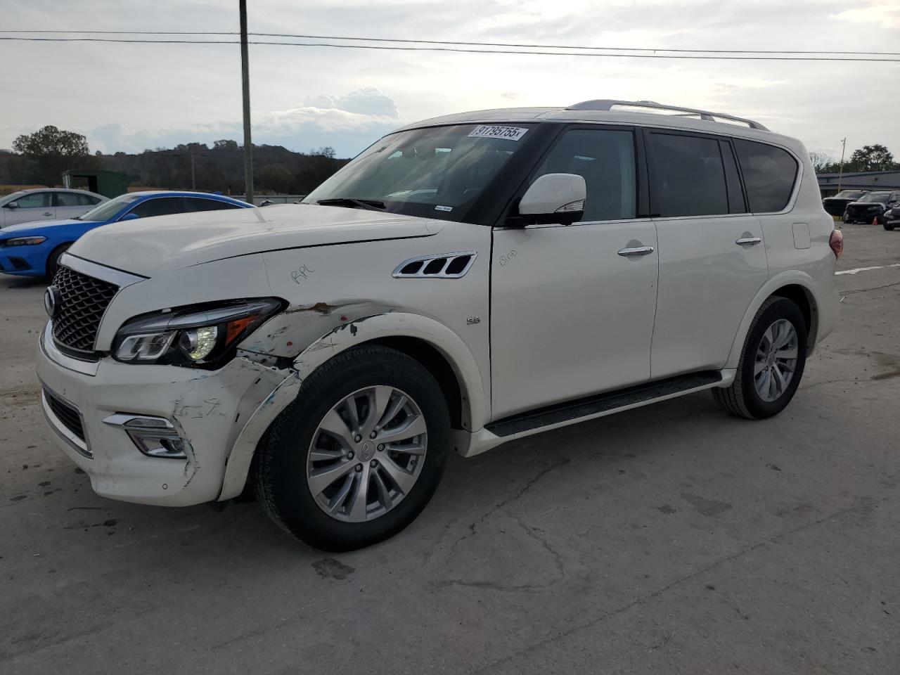 INFINITI QX80 2017