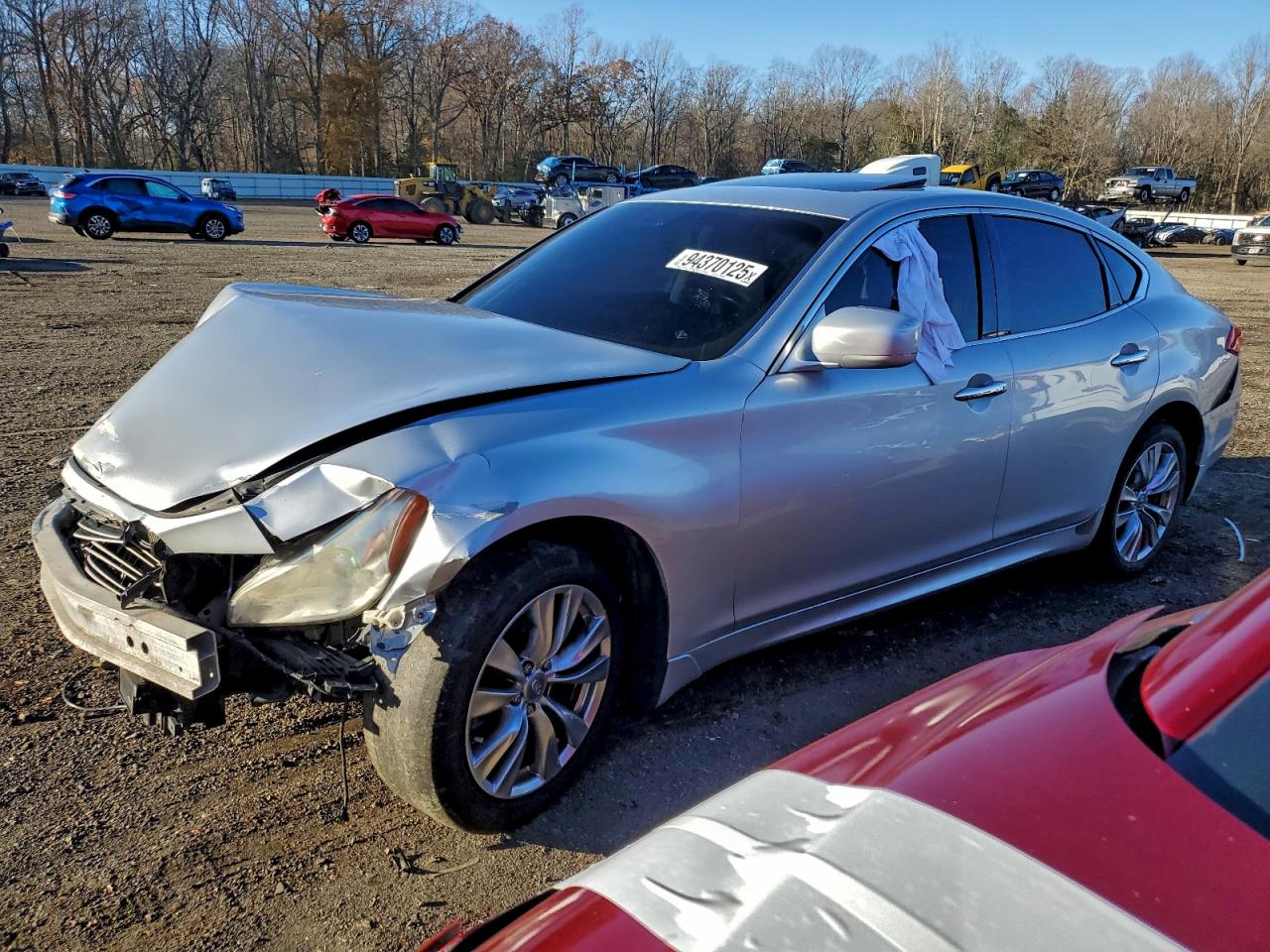 INFINITI M37 X 2011