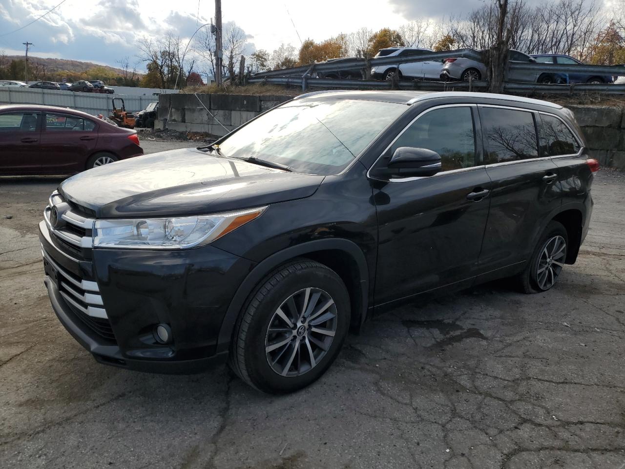 TOYOTA HIGHLANDER 2017