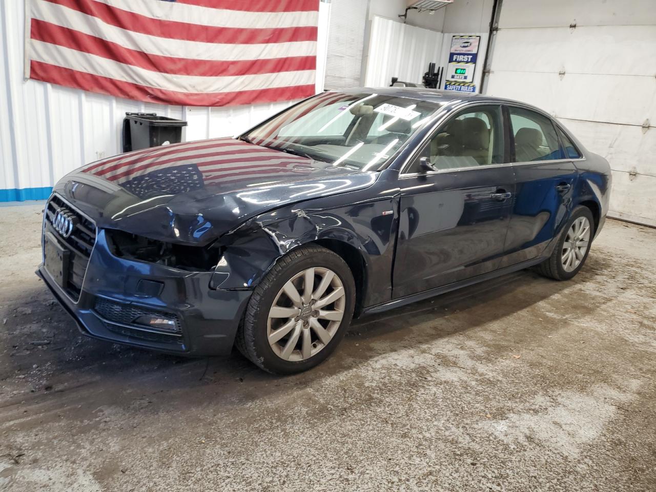 AUDI A4 2015