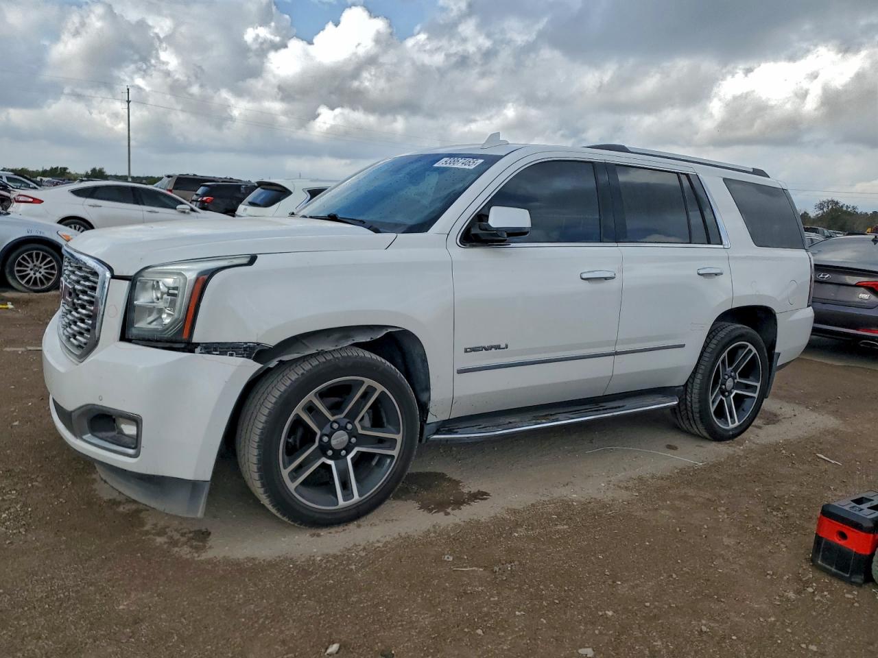 GMC YUKON DENA 2018