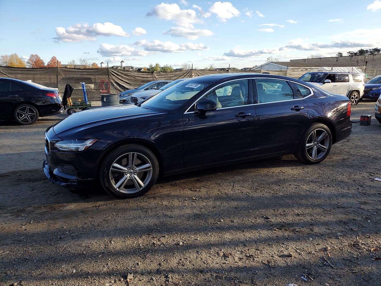 VOLVO S90 T5 MOM 2017