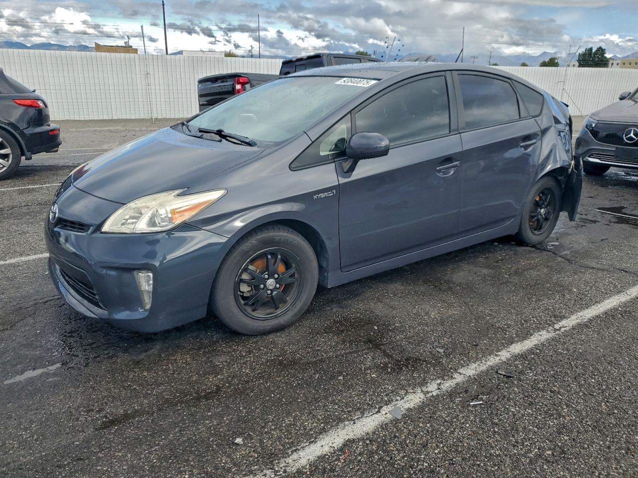 TOYOTA PRIUS 2013