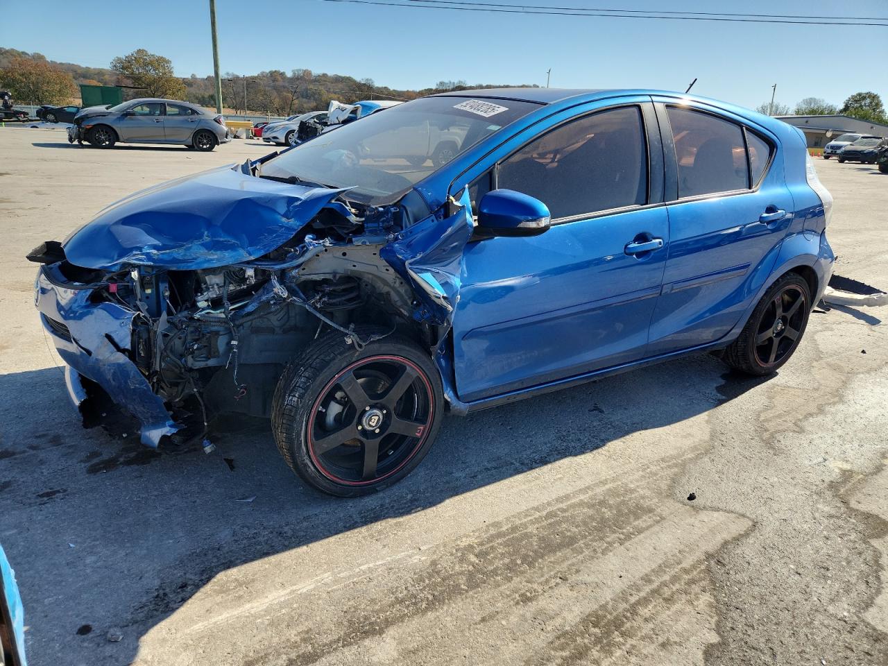 TOYOTA PRIUS C 2014