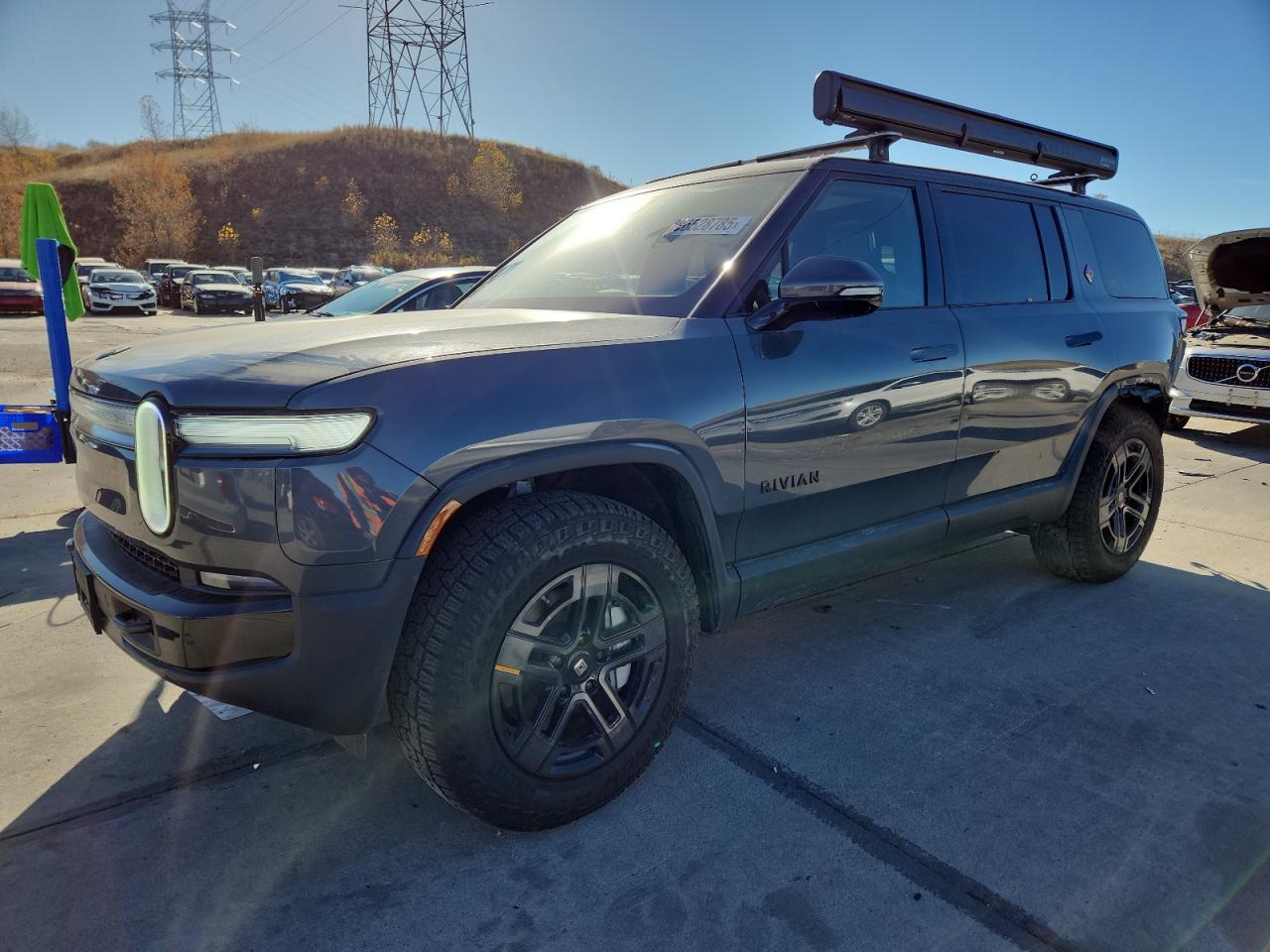 RIVIAN R1S ADVENT 2025