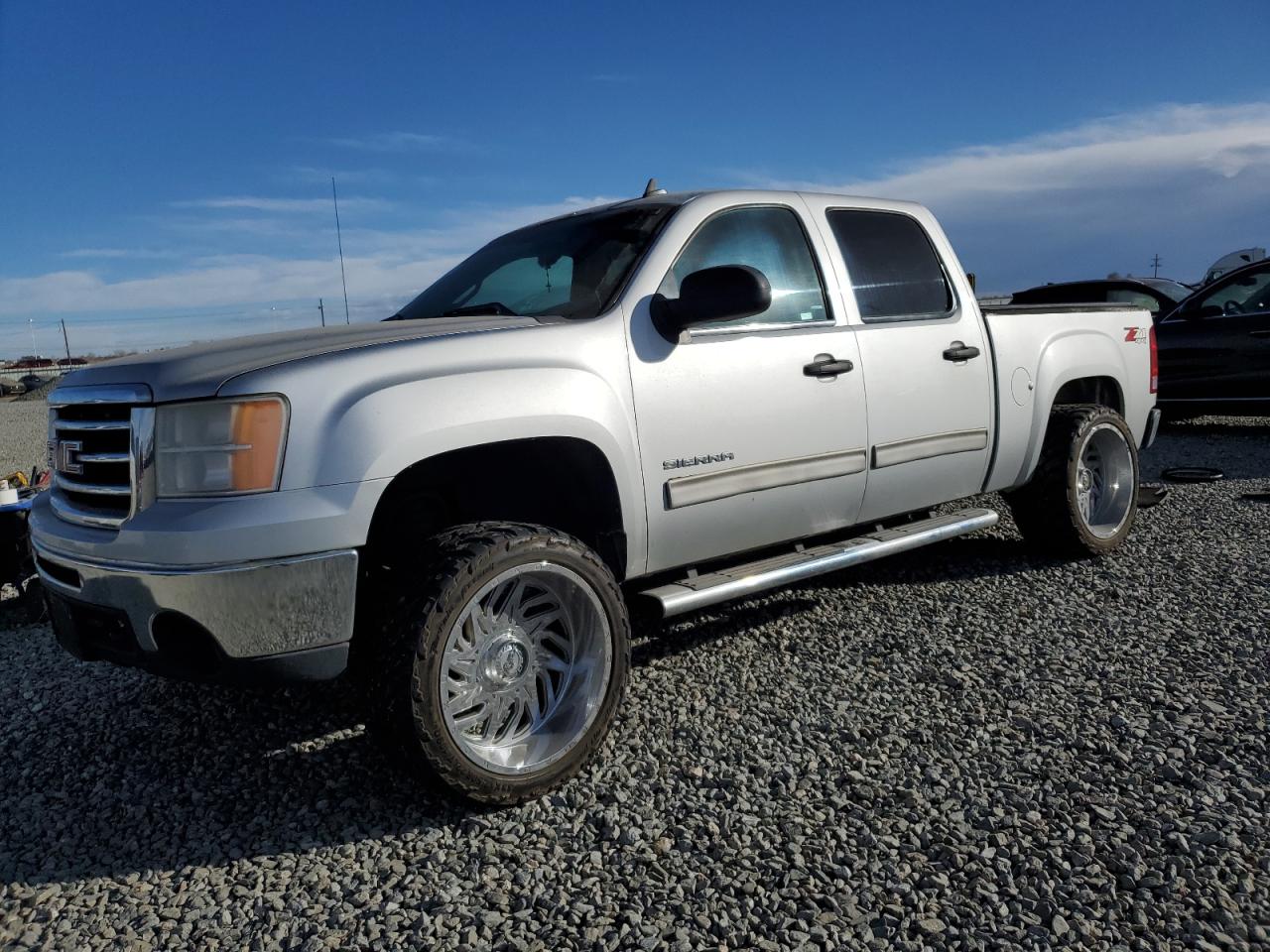 GMC SIERRA K15 2012
