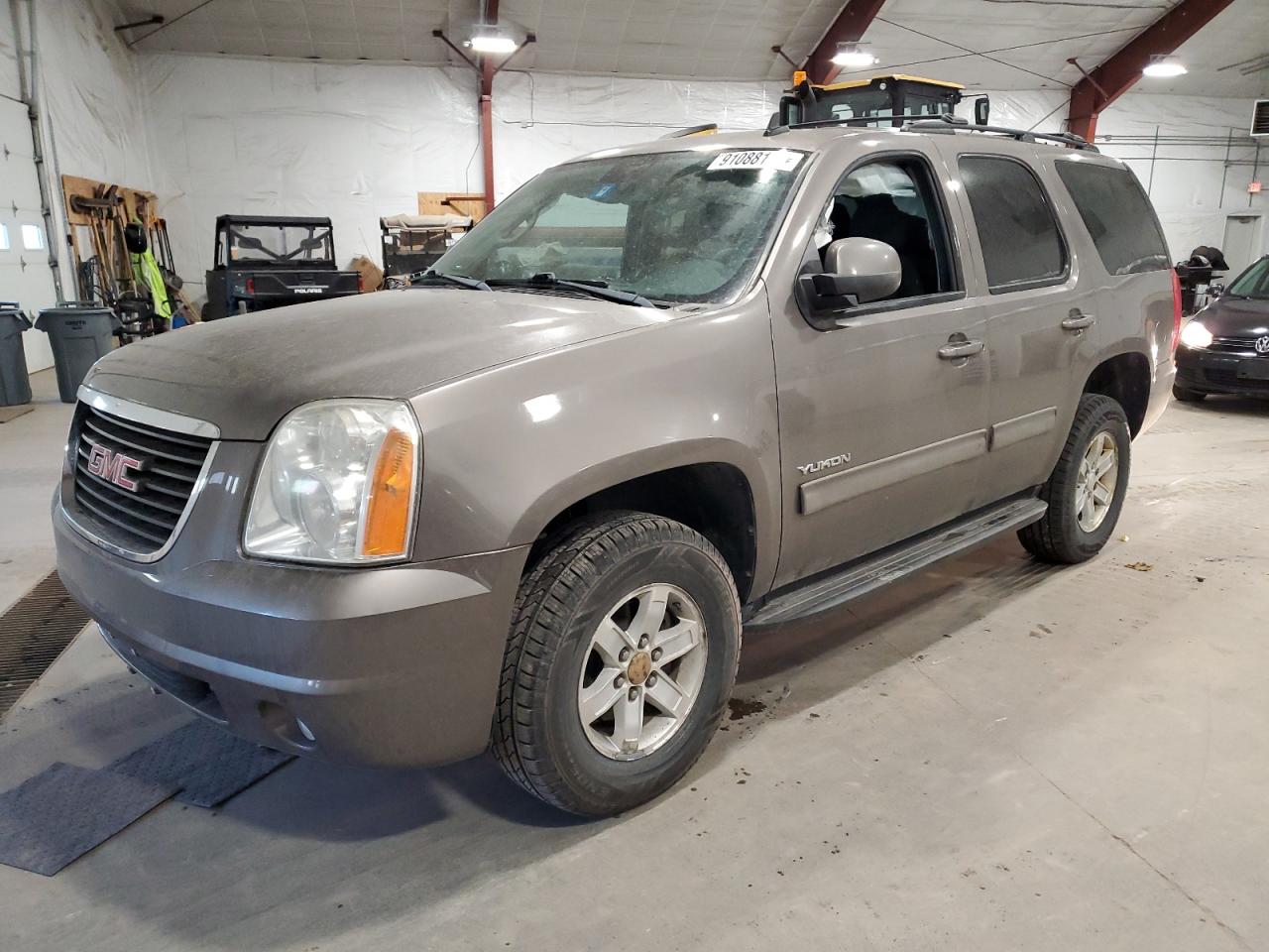 GMC YUKON 2013