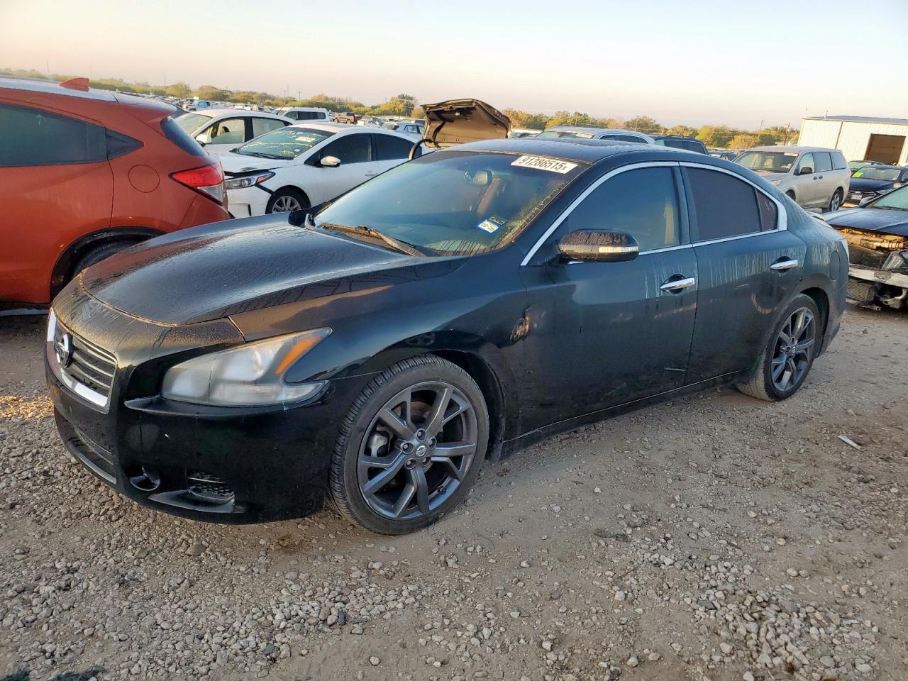 NISSAN MAXIMA 2014