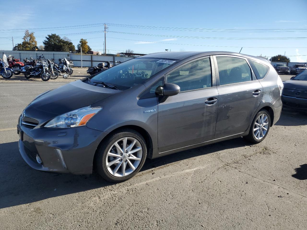 TOYOTA PRIUS V 2012