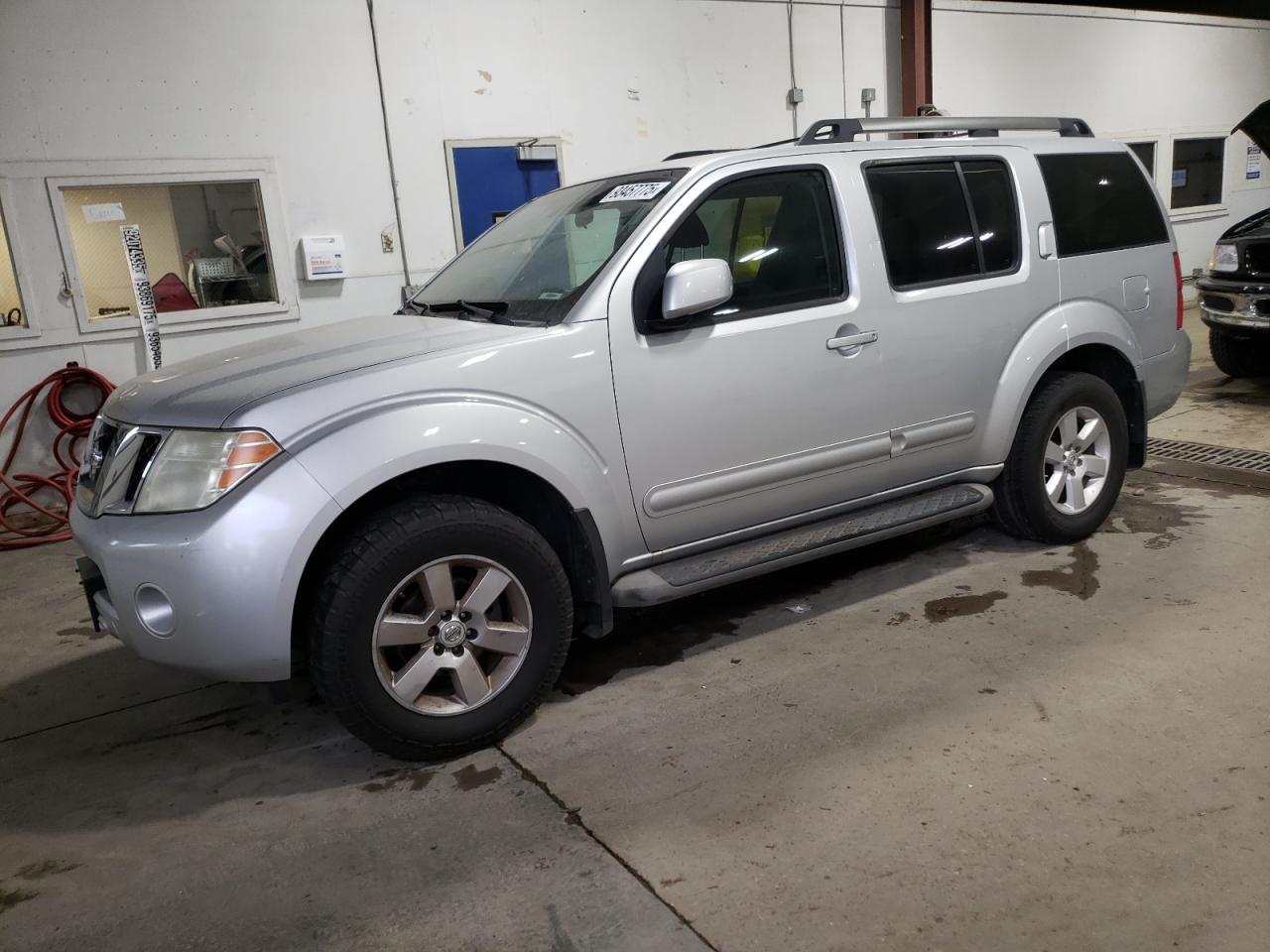 NISSAN PATHFINDER 2010