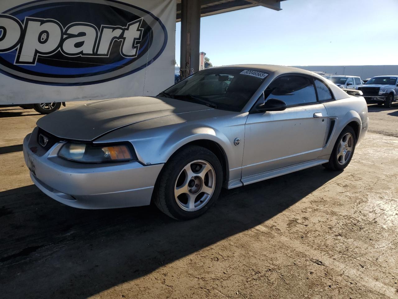 FORD MUSTANG 2004