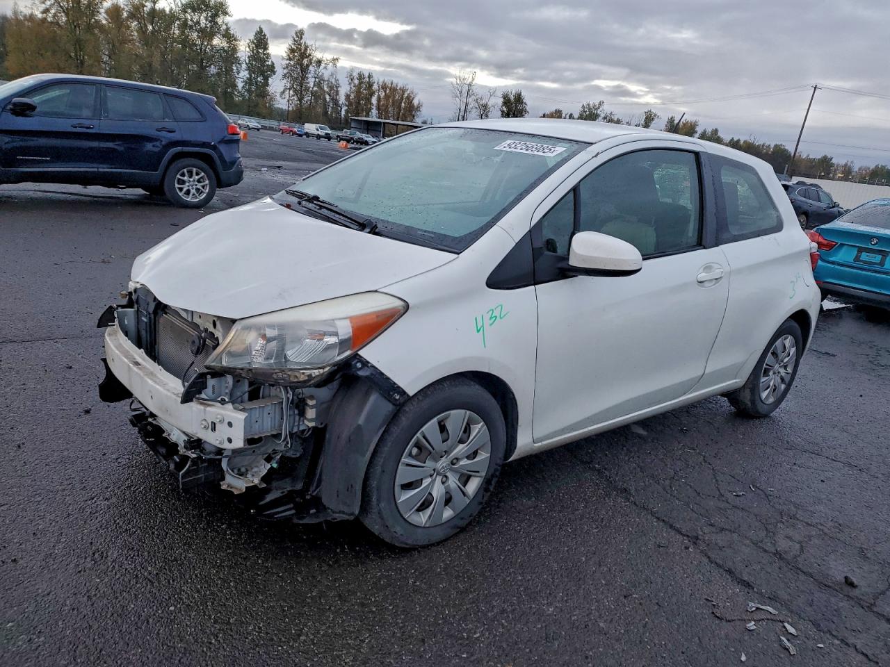 TOYOTA YARIS 2012