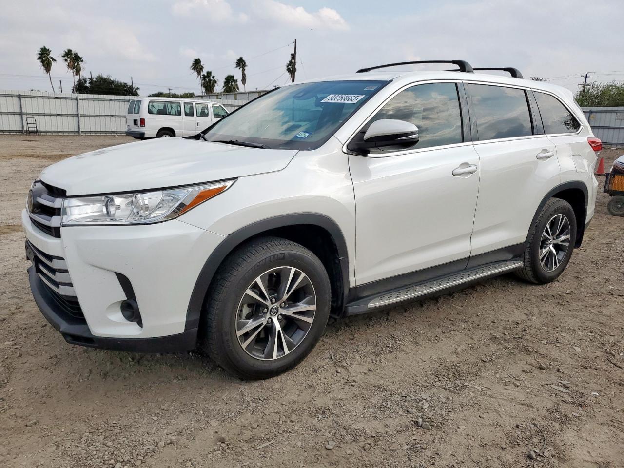 TOYOTA HIGHLANDER 2019