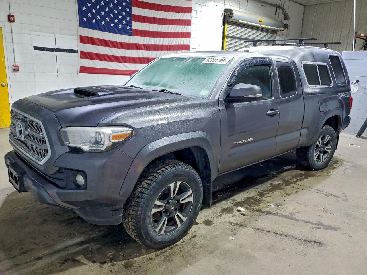 TOYOTA TACOMA ACC 2017
