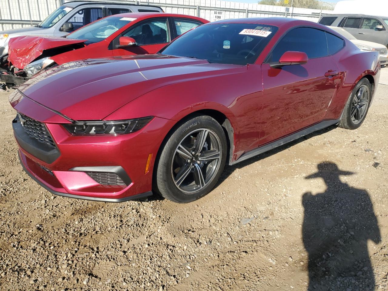 FORD MUSTANG 2025
