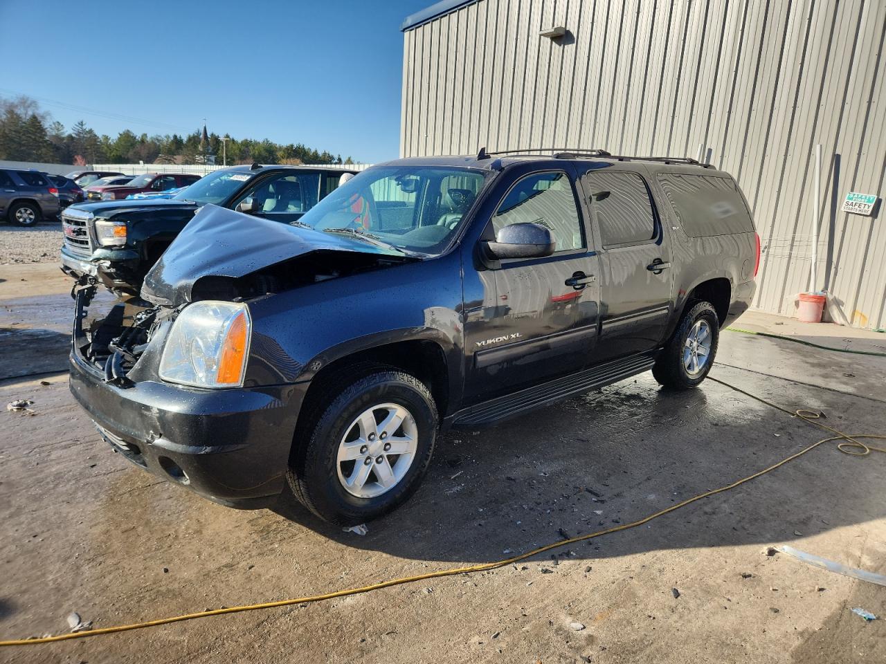 GMC YUKON XL K 2013