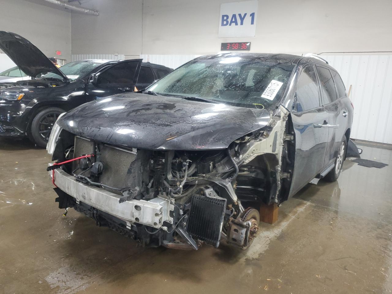 NISSAN PATHFINDER 2015