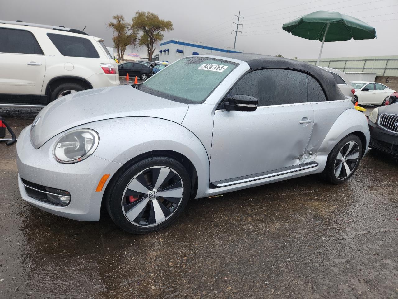 VOLKSWAGEN BEETLE TUR 2013