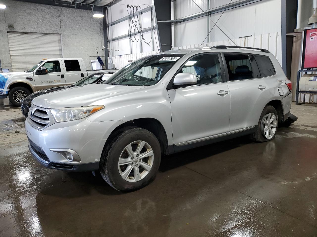 TOYOTA HIGHLANDER 2013
