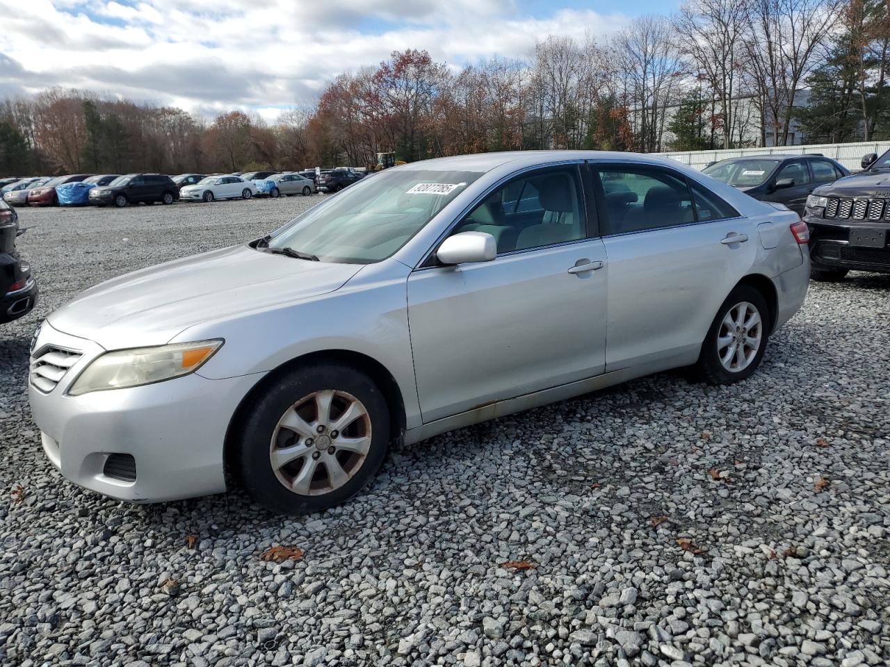 TOYOTA CAMRY BASE 2011