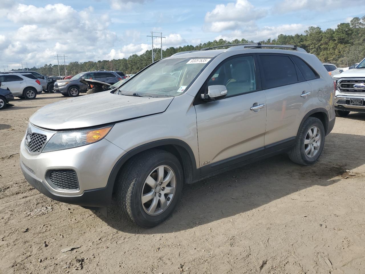 KIA SORENTO LX 2013