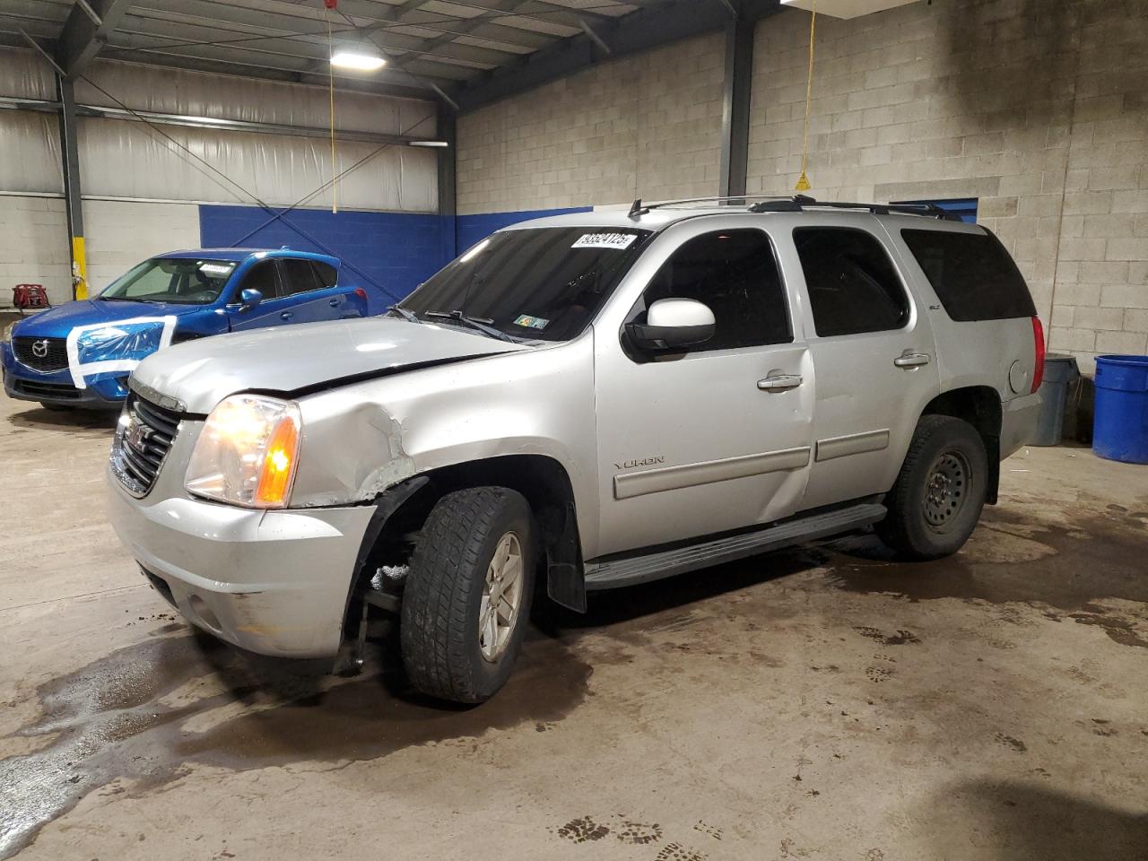 GMC YUKON 2011