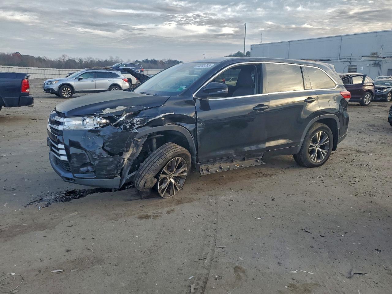 TOYOTA HIGHLANDER 2017