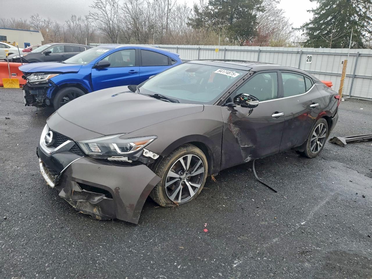 NISSAN MAXIMA 2016