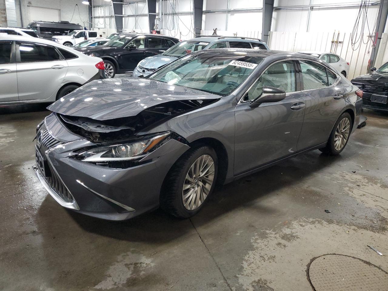 LEXUS ES 2020